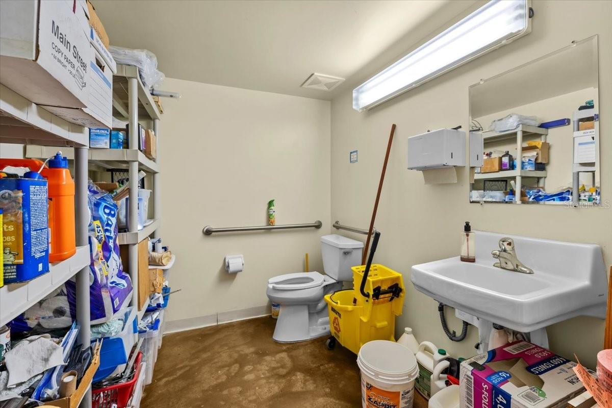 3684 Tampa Rd #101 Property Photo 26