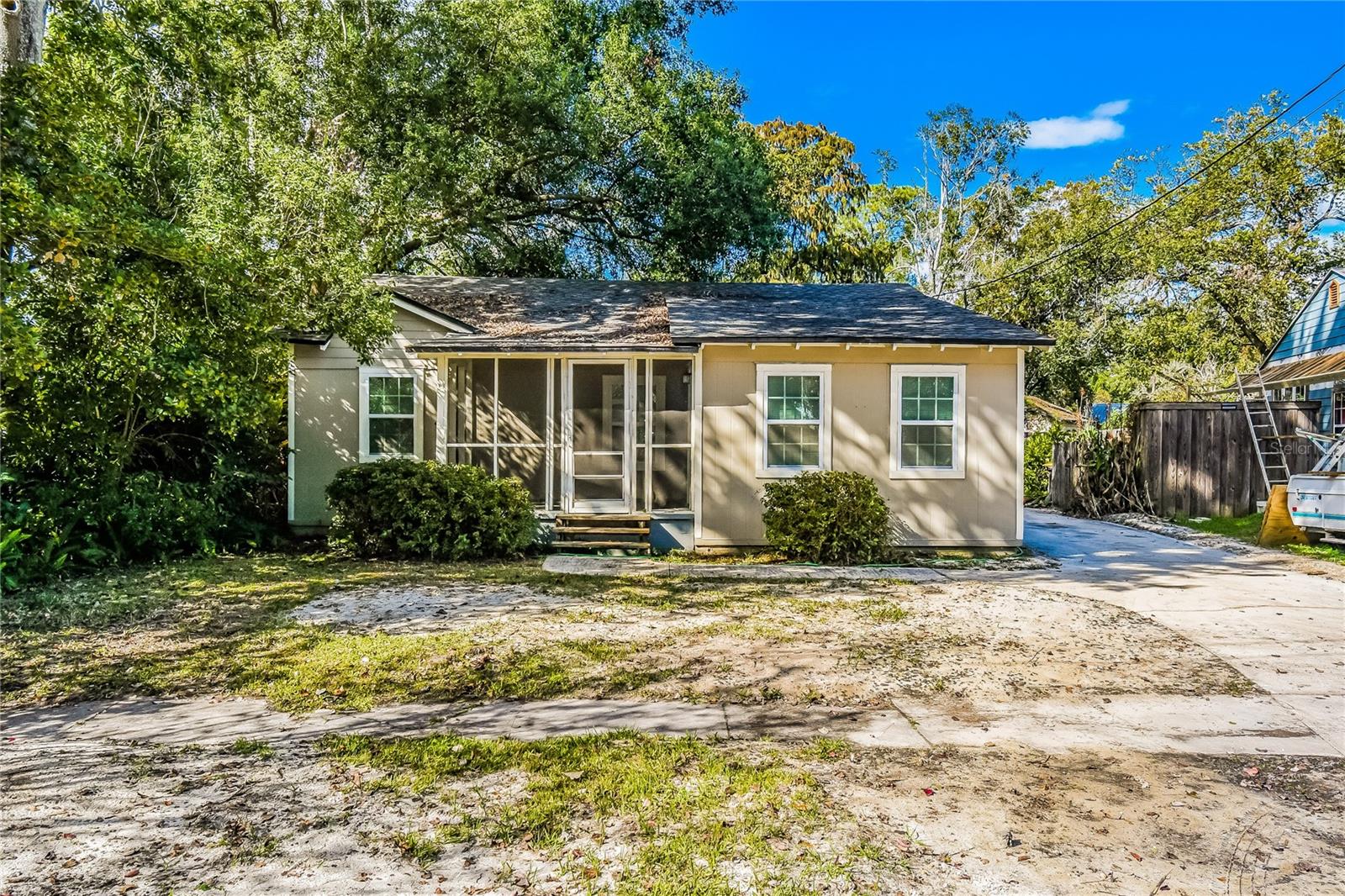 4777 Cambridge Rd Property Photo