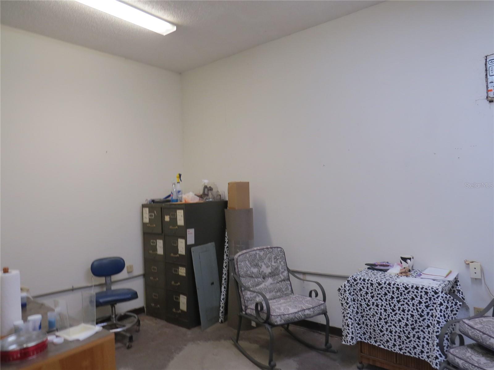 28380 Forbes St Property Photo 6