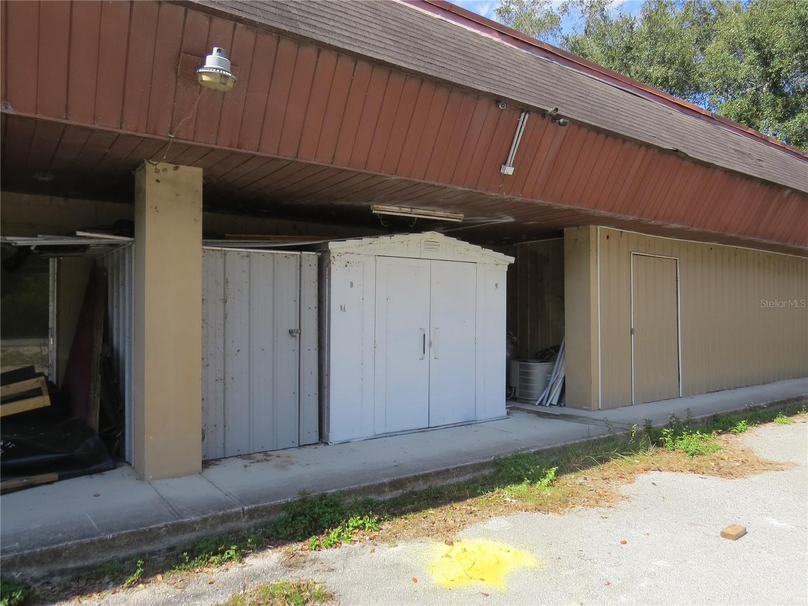 28380 Forbes St Property Photo 9