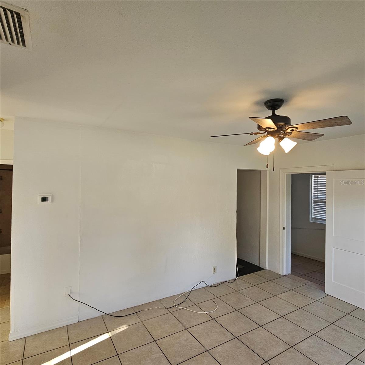 3413 W Cherokee Ave Property Photo 4