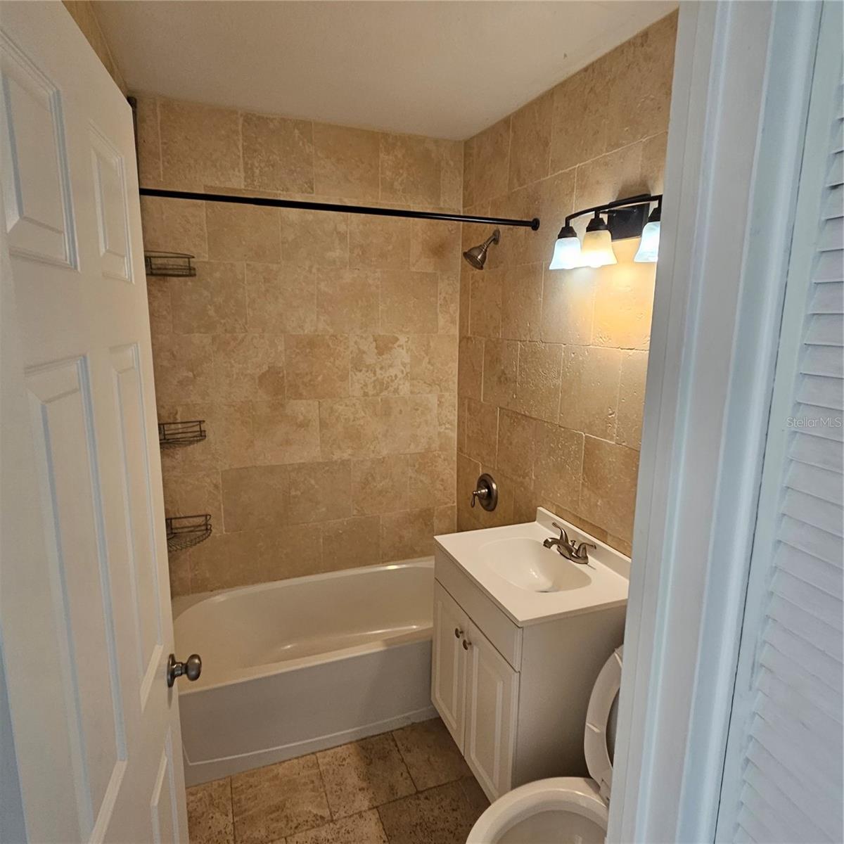 3413 W Cherokee Ave Property Photo 8