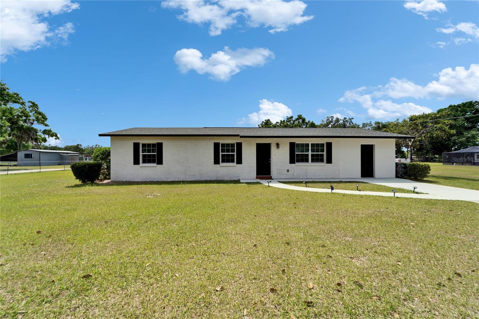7055 Durant Rd Property Photo