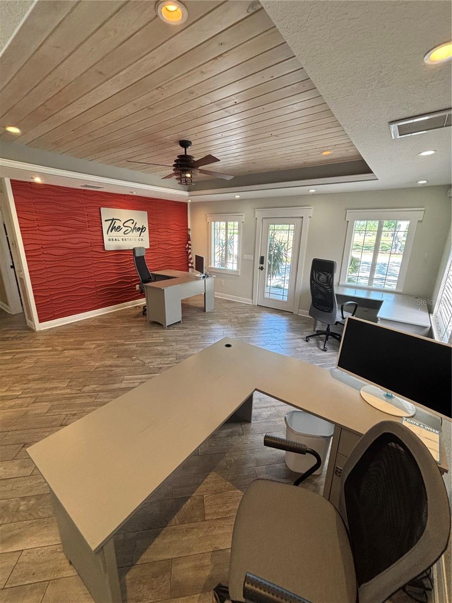 311 Belleview Blvd Property Photo 2