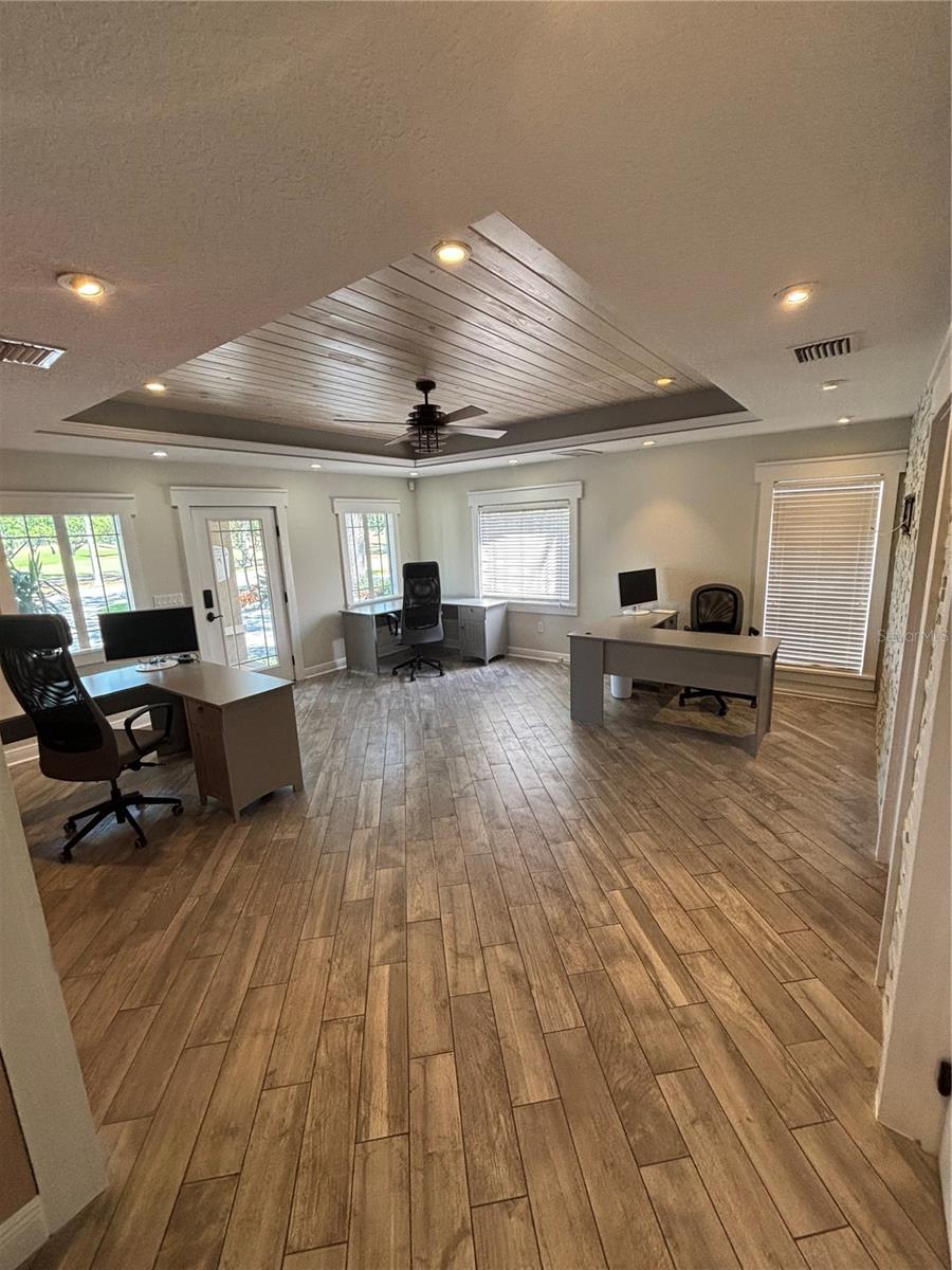 311 Belleview Blvd Property Photo 4