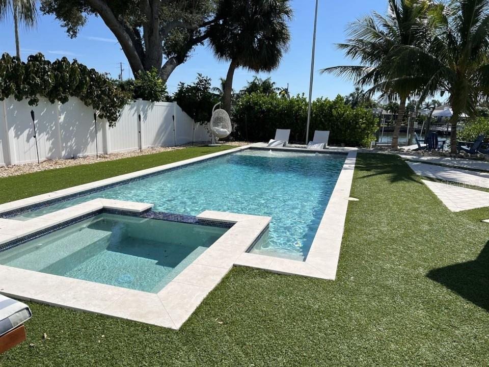 7912 Causeway Blvd S Property Photo 1