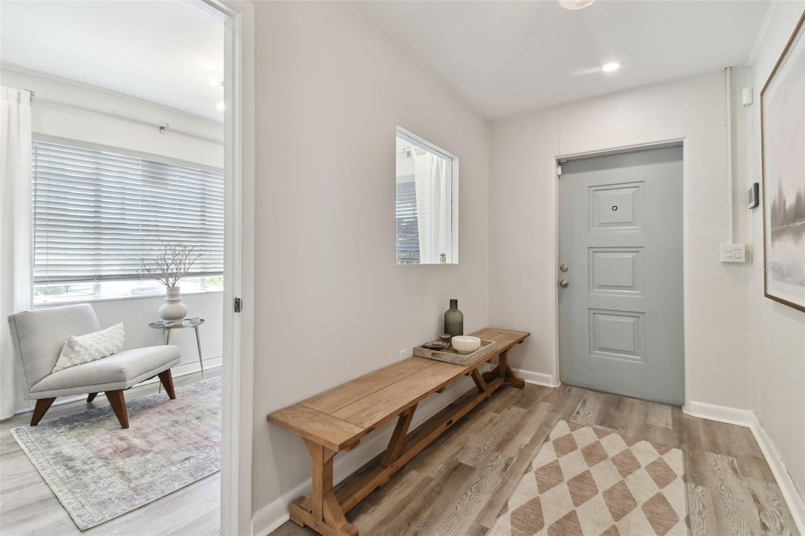 3019 W Azeele St Property Photo 5