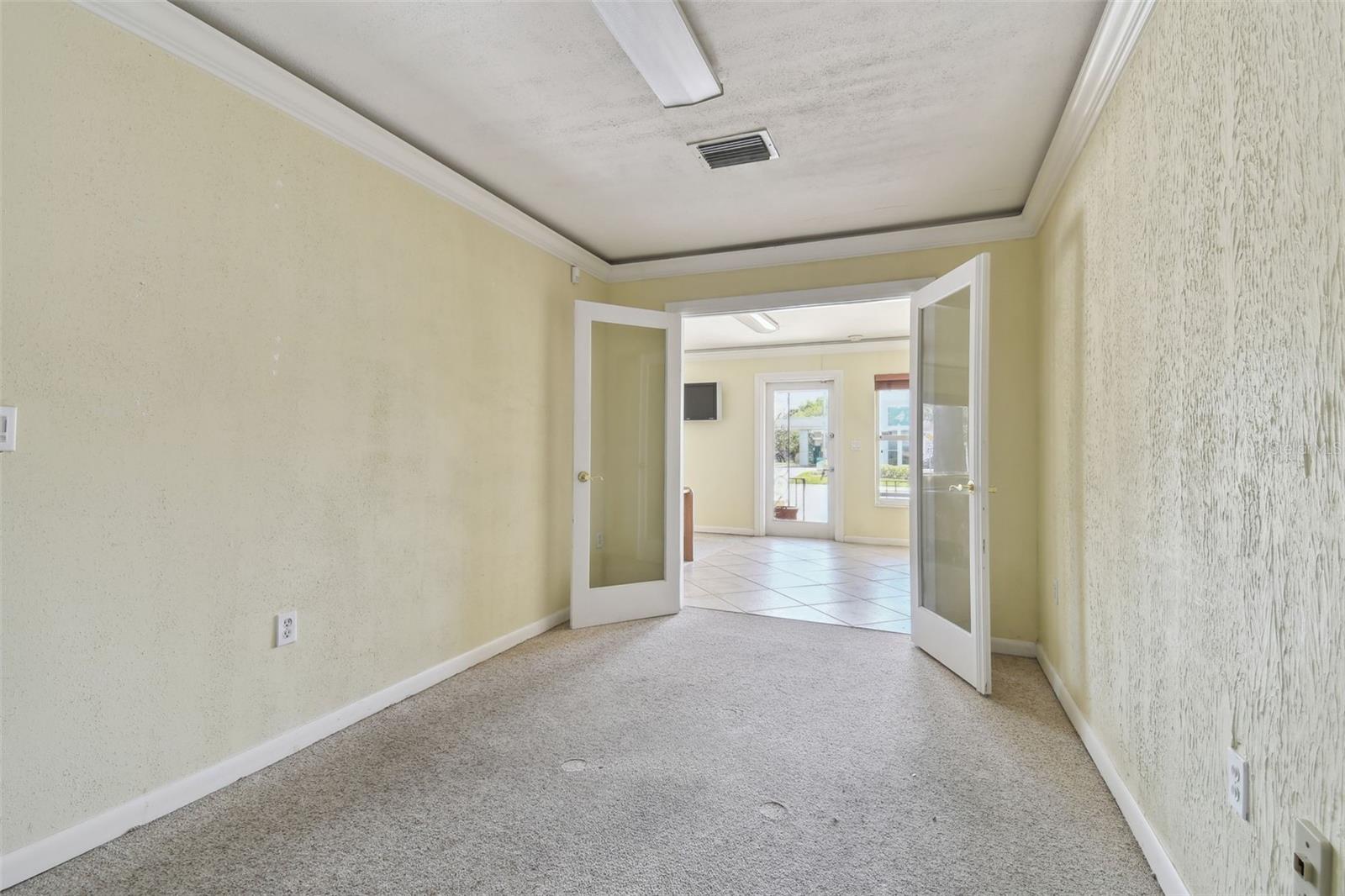 3019 W Azeele St Property Photo 42