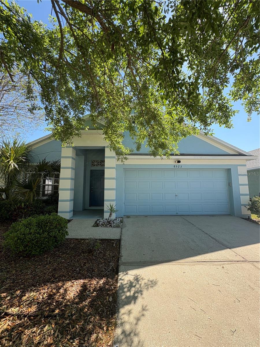 8523 Canterbury Lake Blvd Property Photo