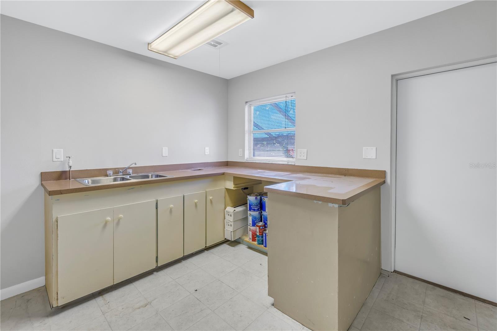 6017 Dr Martin Luther King Jr St N #j Property Photo 25