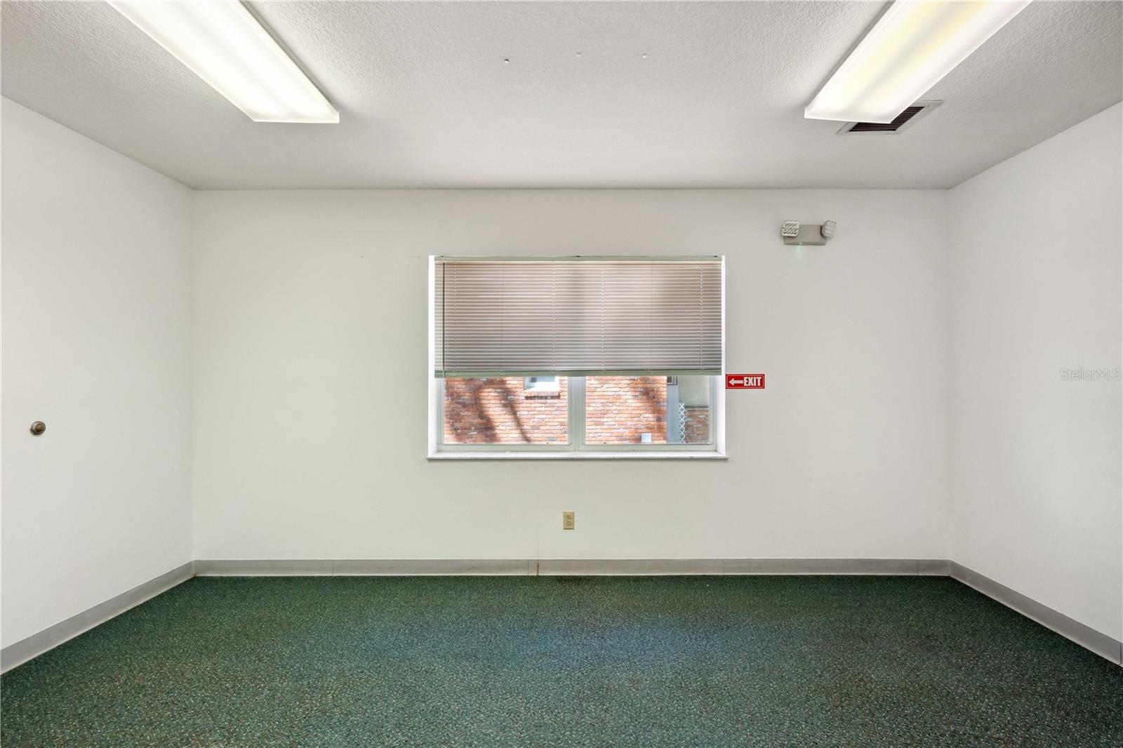 38022 River Rd Property Photo 21