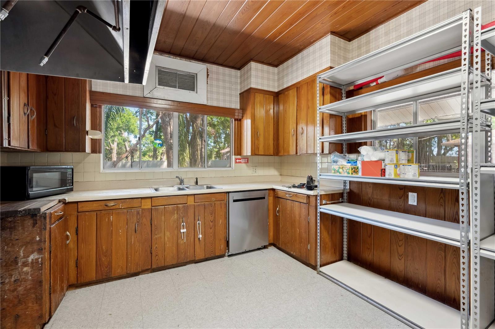 38022 River Rd Property Photo 34