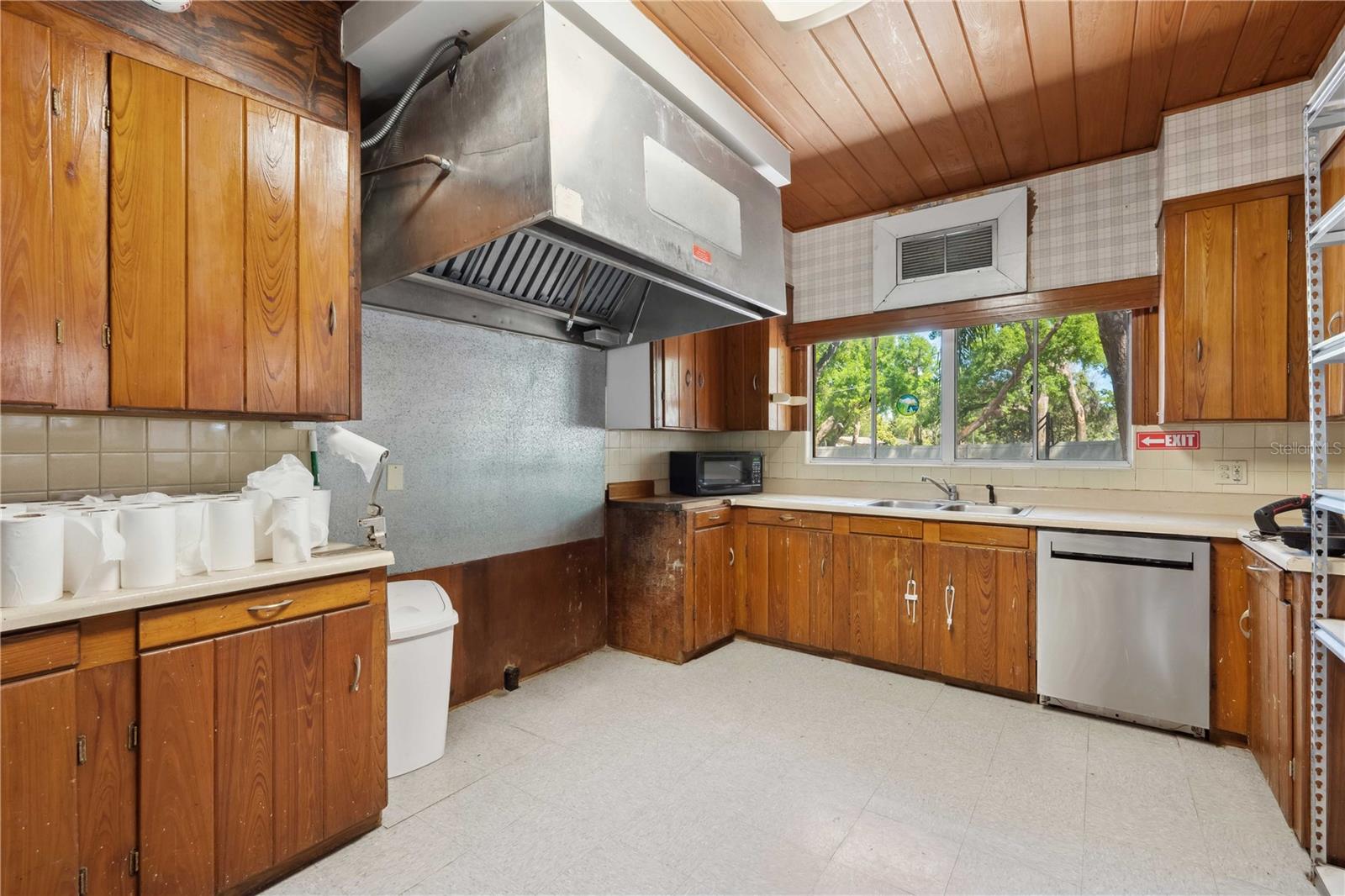 38022 River Rd Property Photo 35