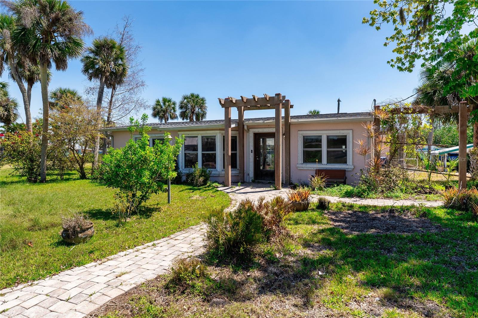 112 Gause Dr Property Photo 1