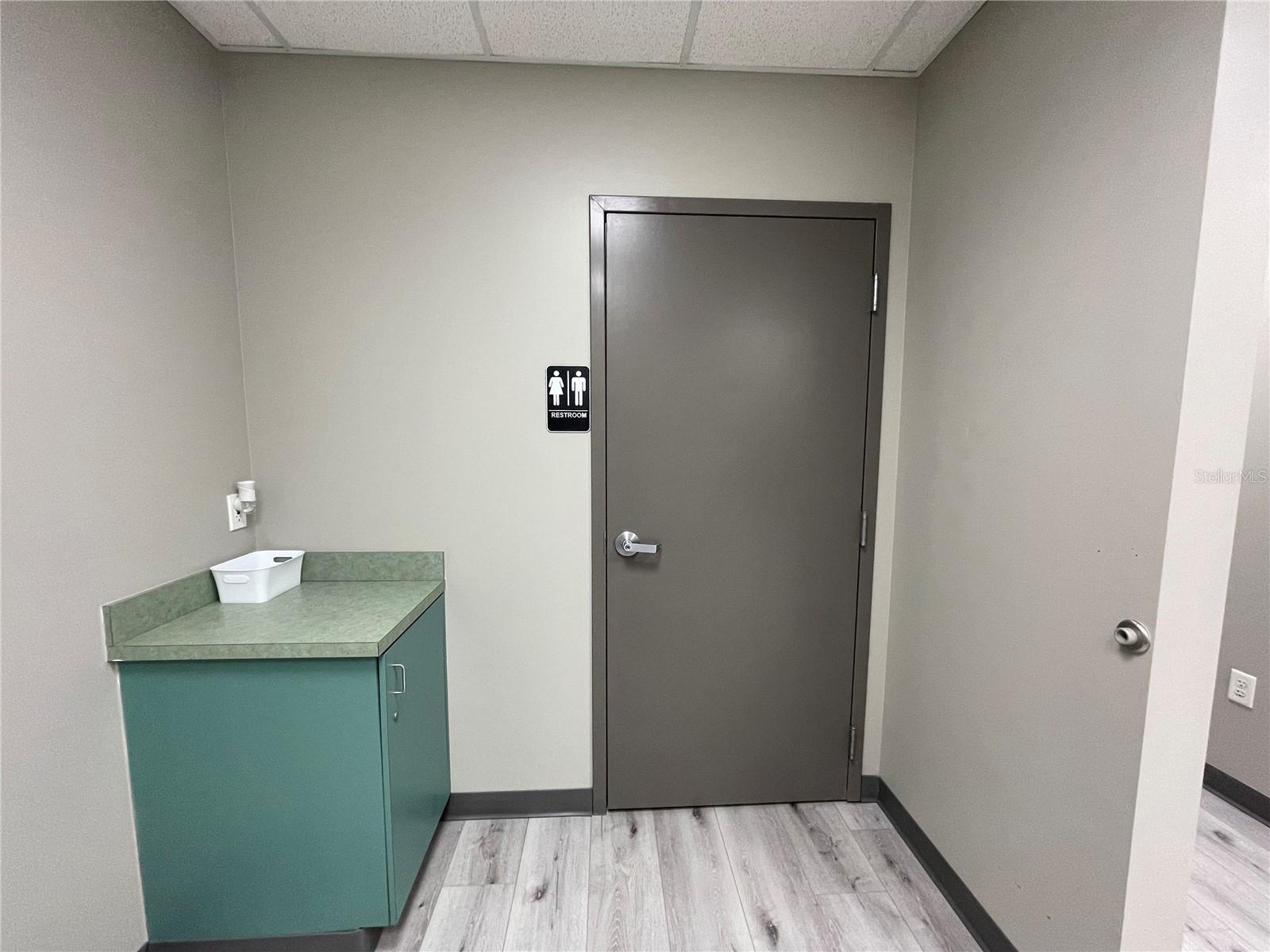13787 Belcher Rd S #200 Property Photo 17