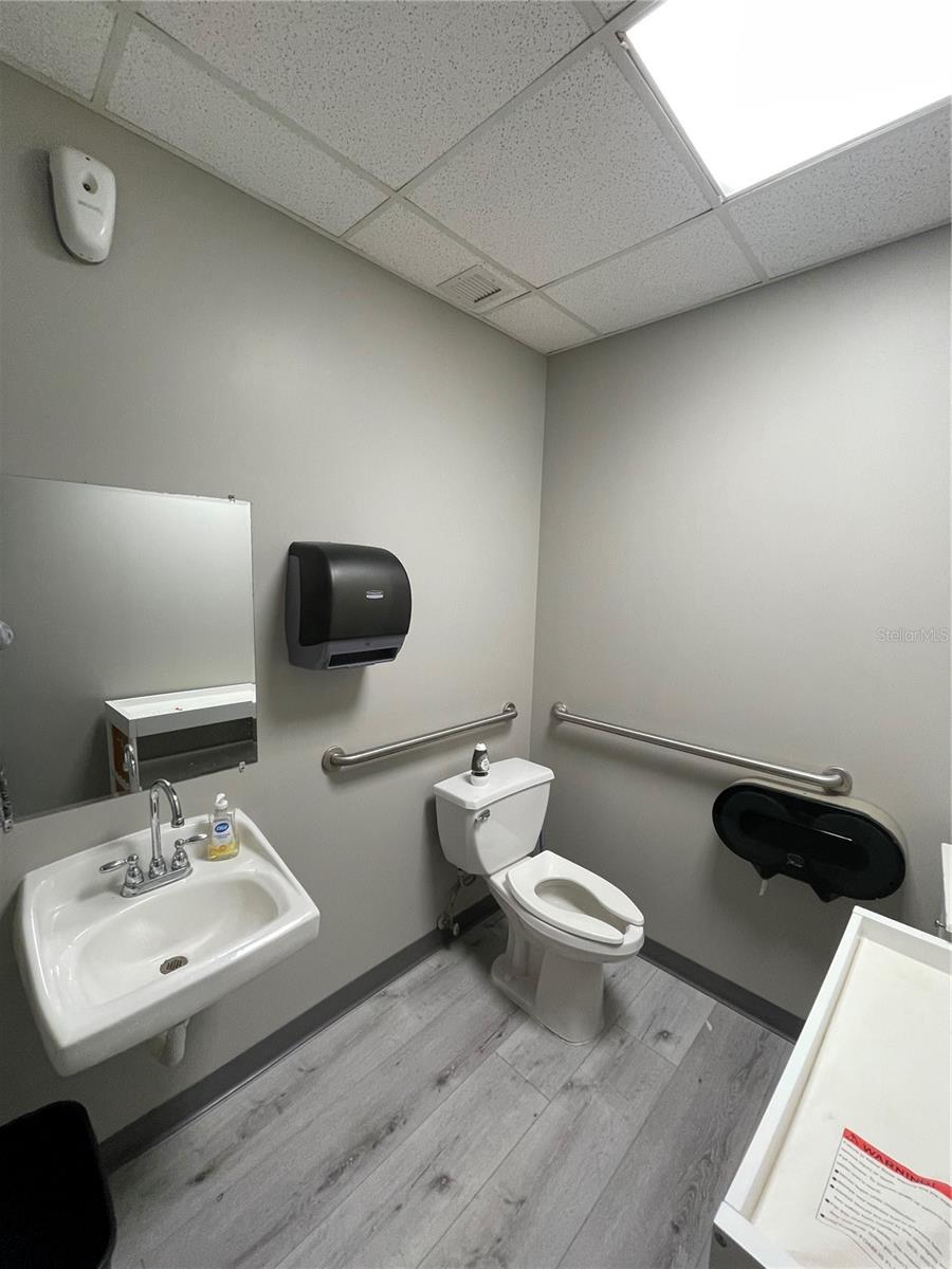 13787 Belcher Rd S #200 Property Photo 18