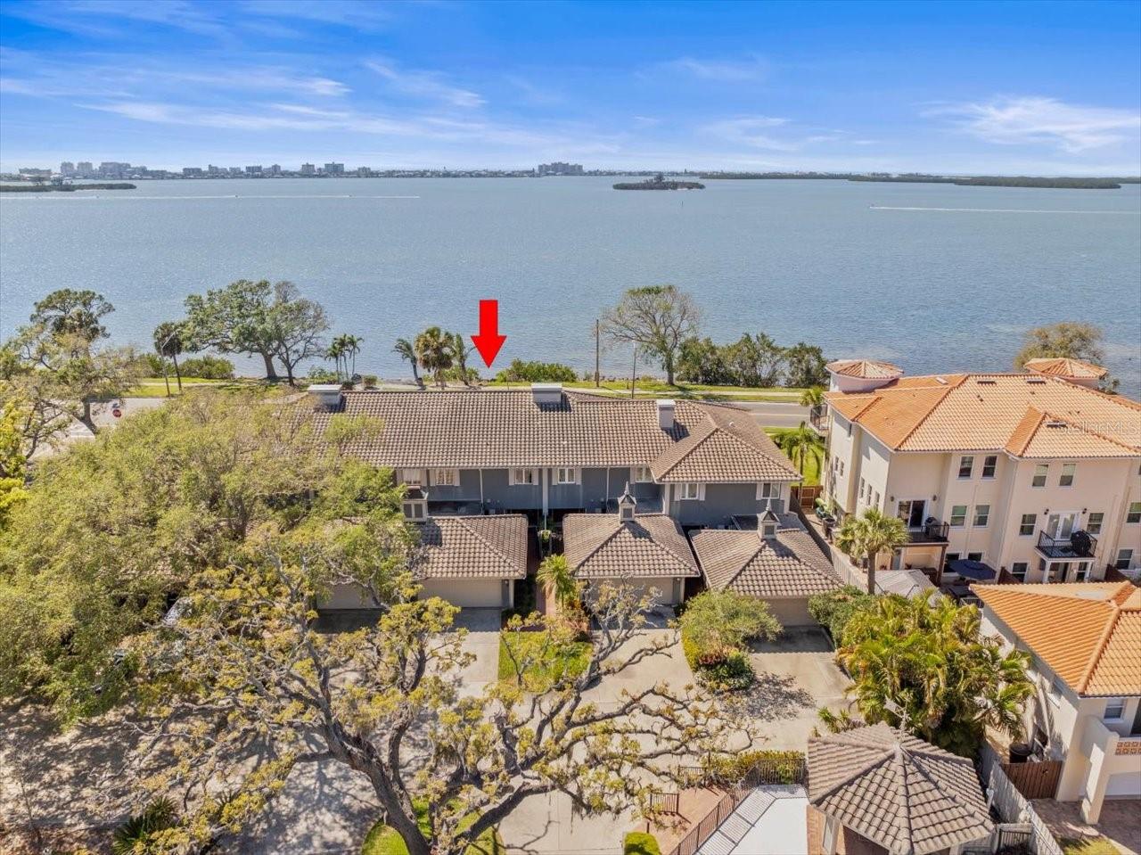 2087 EDGEWATER DR #C Property Photo 1