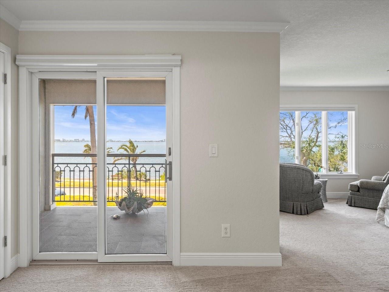 2087 Edgewater Dr #c Property Photo 44