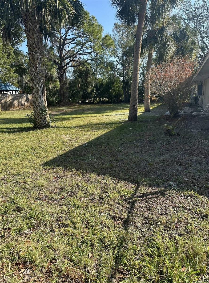 10345 Ne San Martin Blvd Property Photo 3