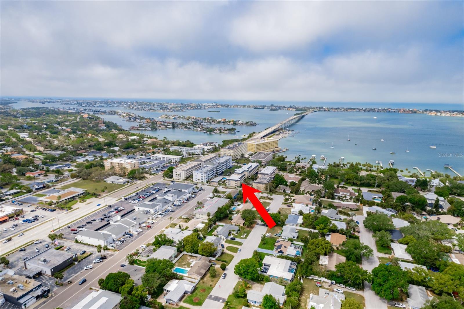 147 Bluff View Dr #206 Property Photo 1