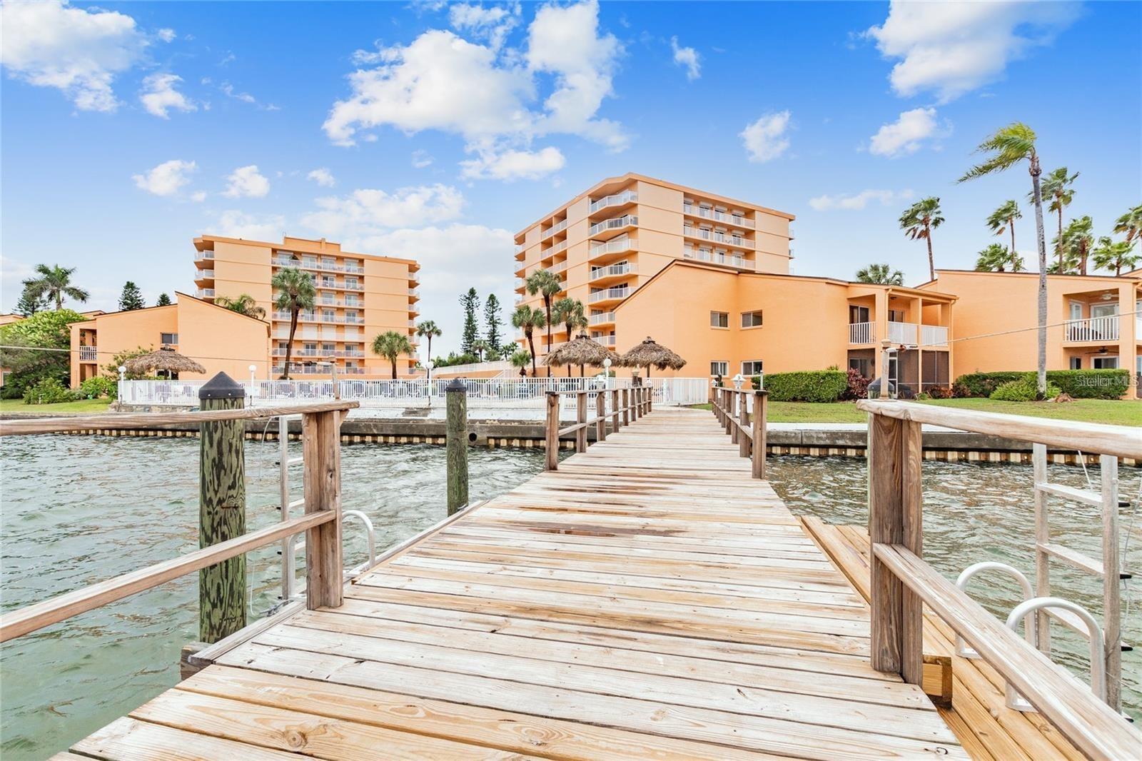 7430 Sunshine Skyway Ln S #305 Property Photo 3