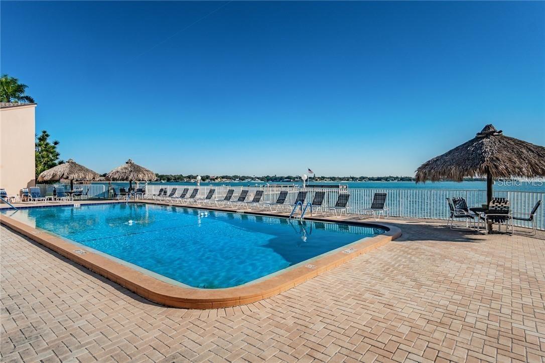 7430 Sunshine Skyway Ln S #305 Property Photo 6