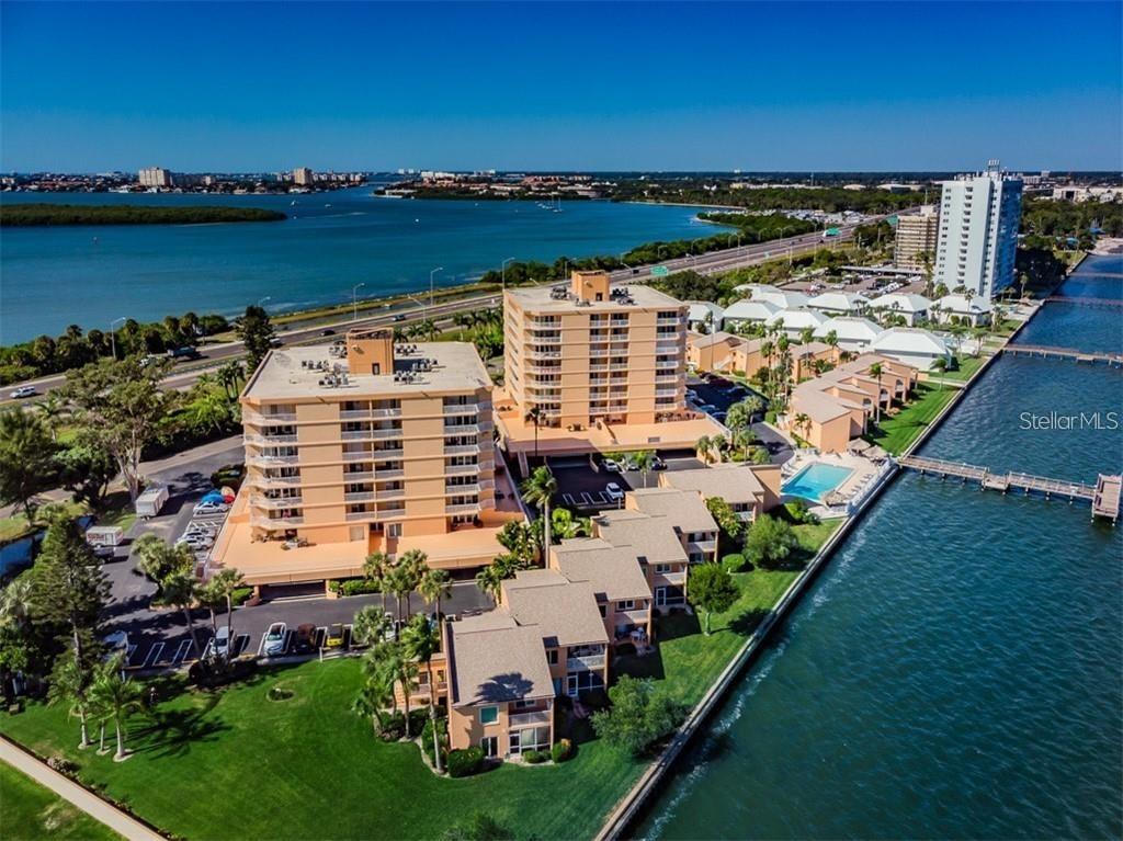 7430 Sunshine Skyway Ln S #305 Property Photo 7
