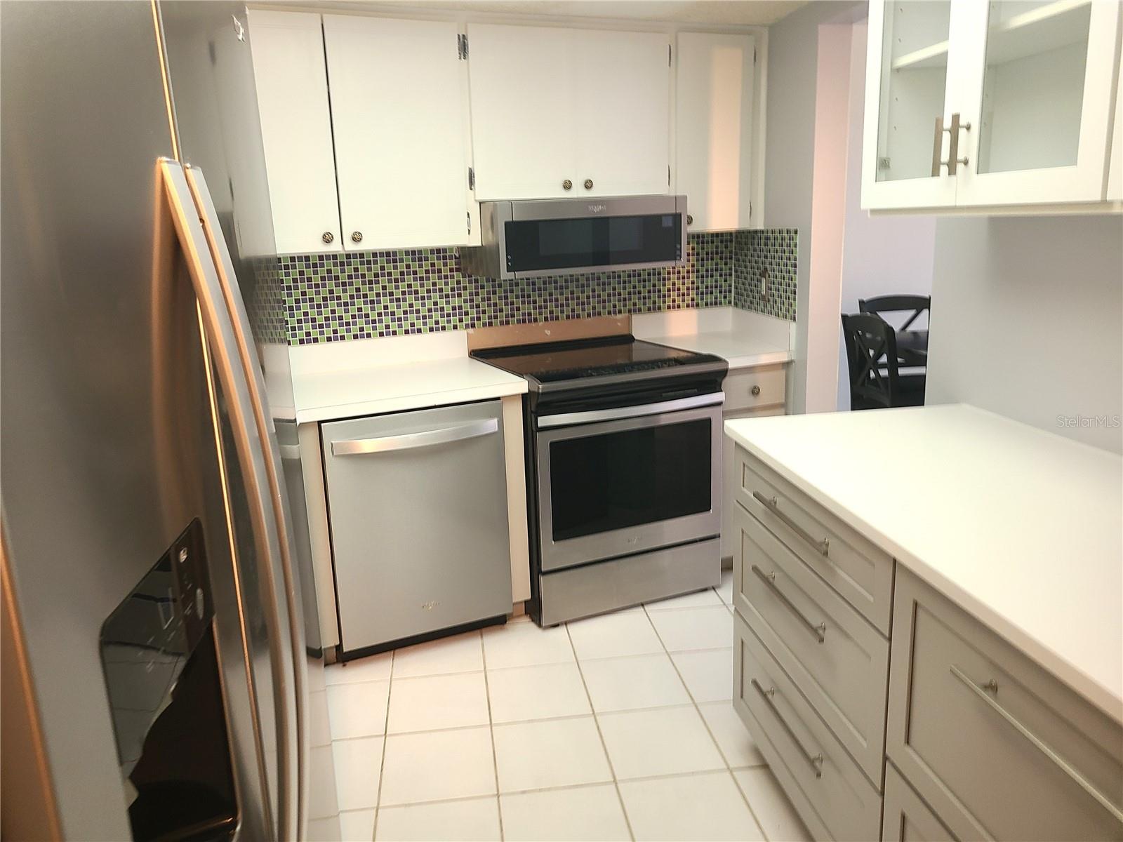 7430 Sunshine Skyway Ln S #305 Property Photo 11