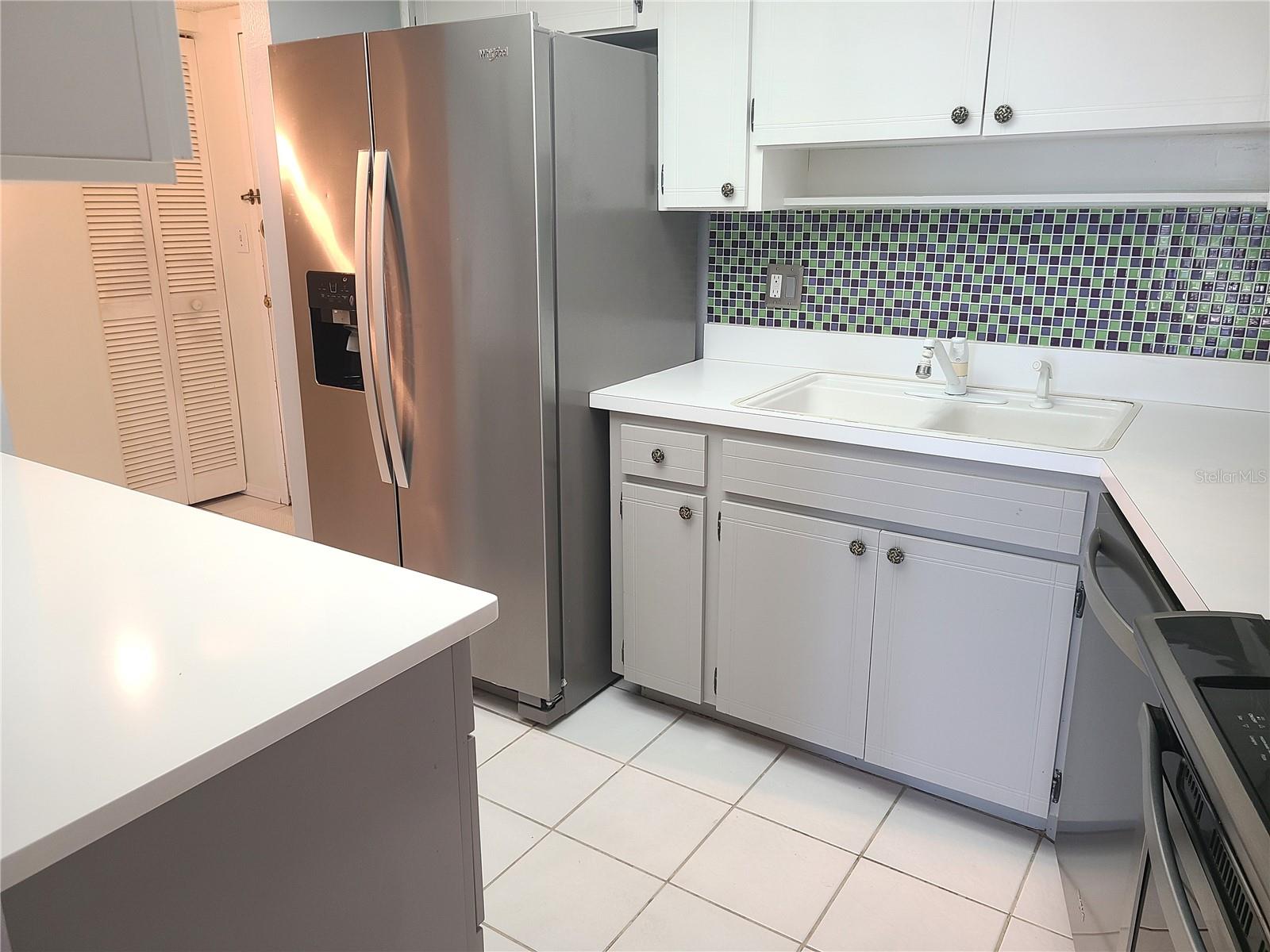 7430 Sunshine Skyway Ln S #305 Property Photo 16