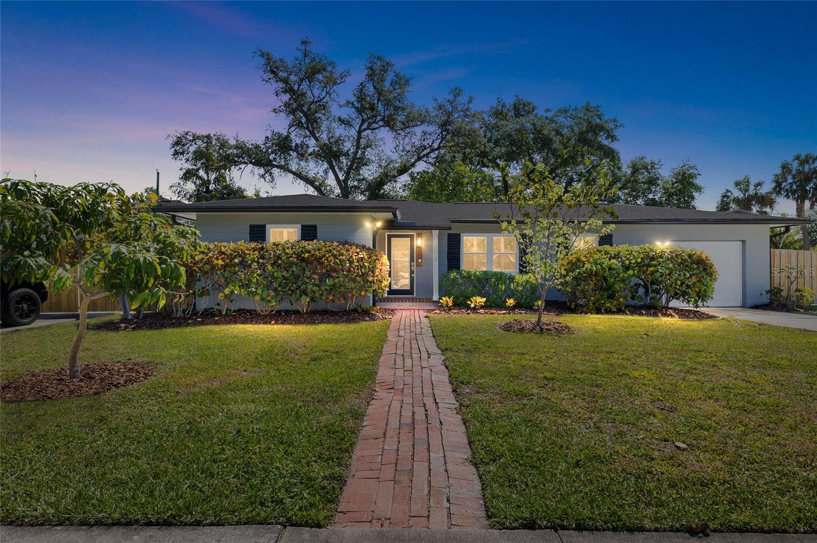 3614 S Lois Ave Property Photo