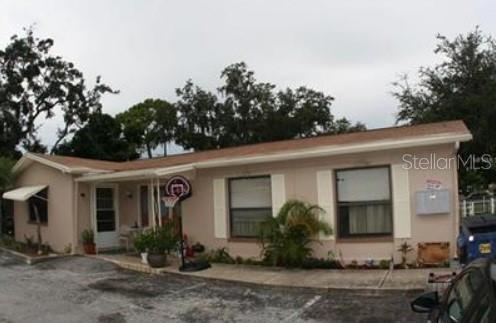 1733 Grand Blvd Property Photo