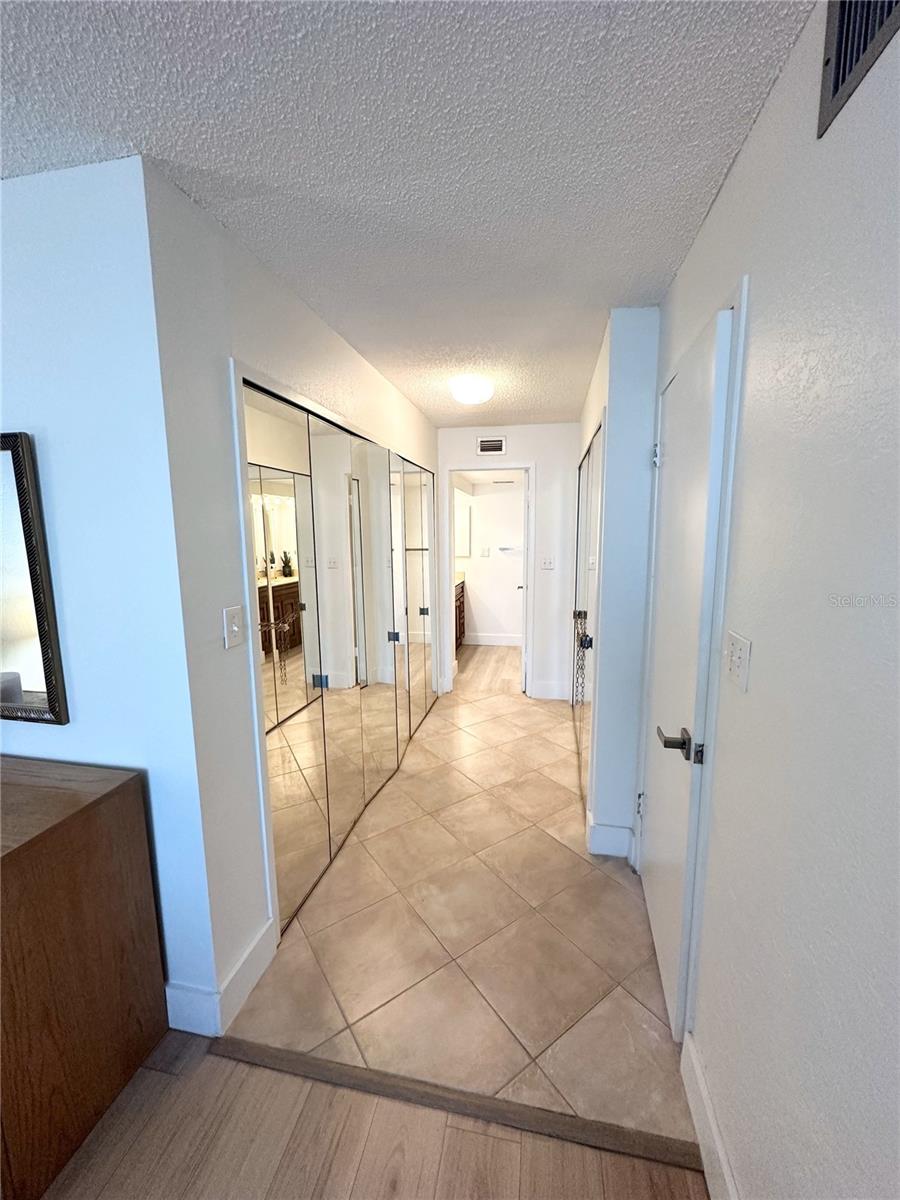 400 Island Way #206 Property Photo 26