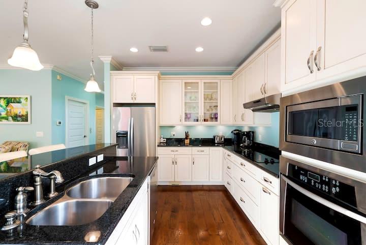 4808 Gulf Dr #b Property Photo 7