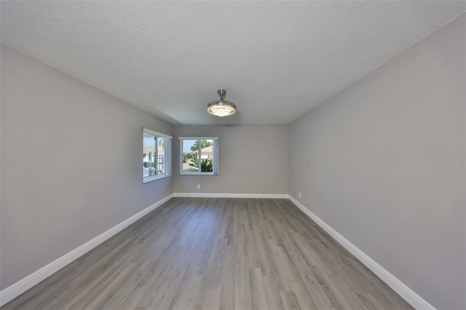 1806 Wolf Laurel Dr Property Photo 16