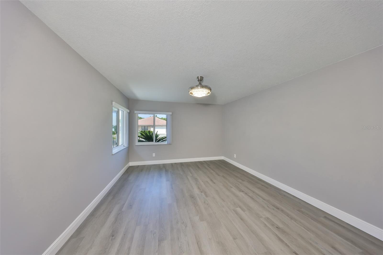 1806 Wolf Laurel Dr Property Photo 17