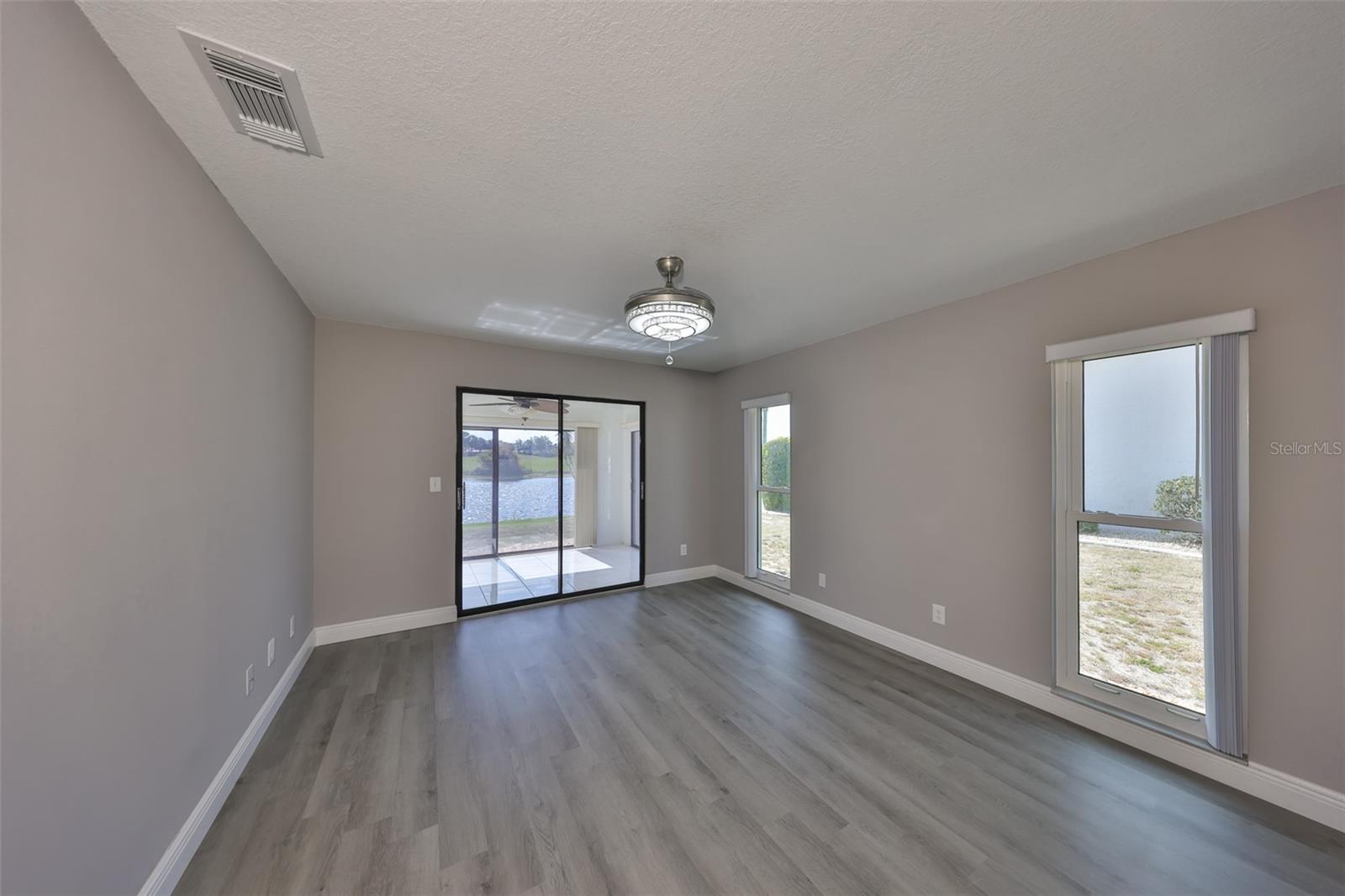 1806 Wolf Laurel Dr Property Photo 20