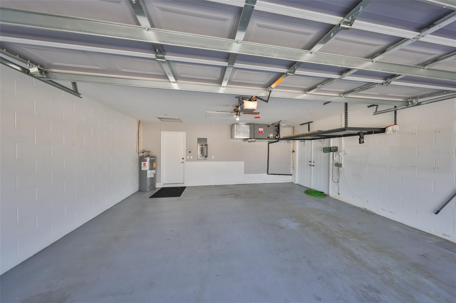 1806 Wolf Laurel Dr Property Photo 40