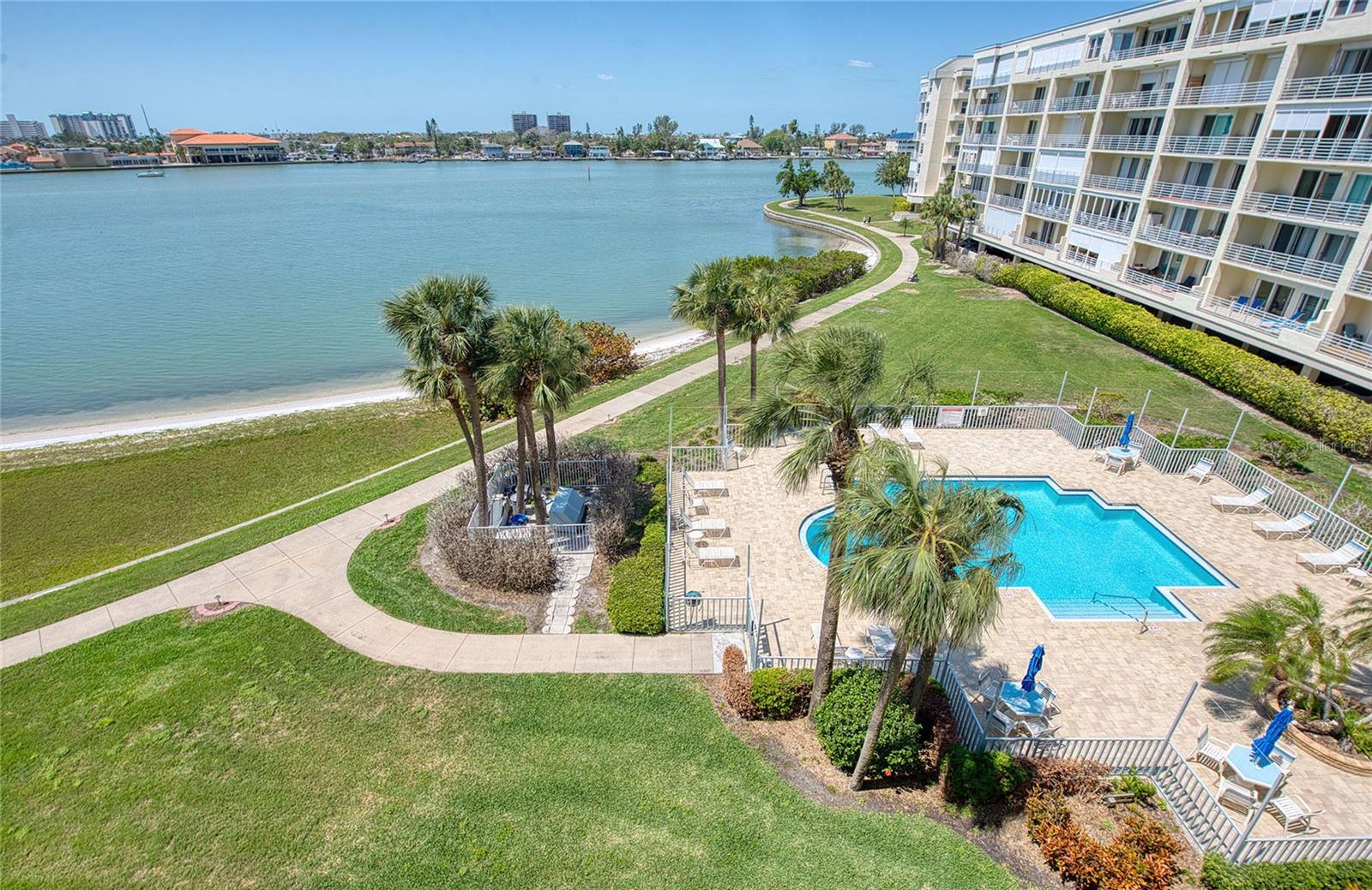 7872 Sailboat Key Blvd S #404 Property Photo