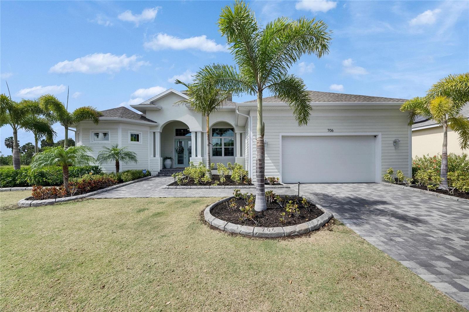 706 MANNS HARBOR DR Property Photo 1