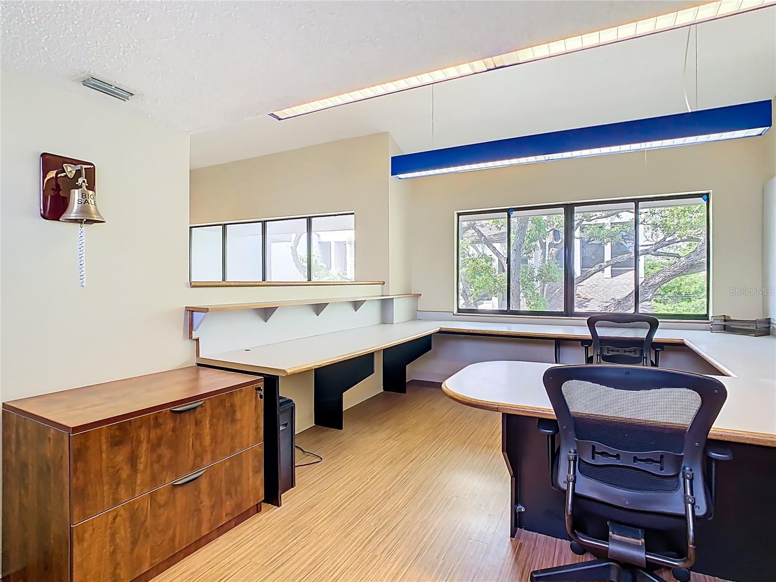 3333 W Kennedy Blvd #201 Property Photo 47