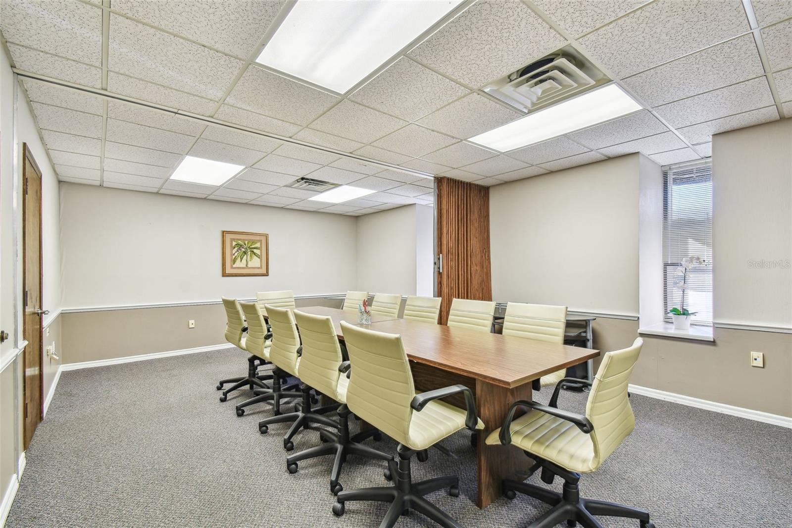 1046 W Busch Blvd #300 Property Photo 6