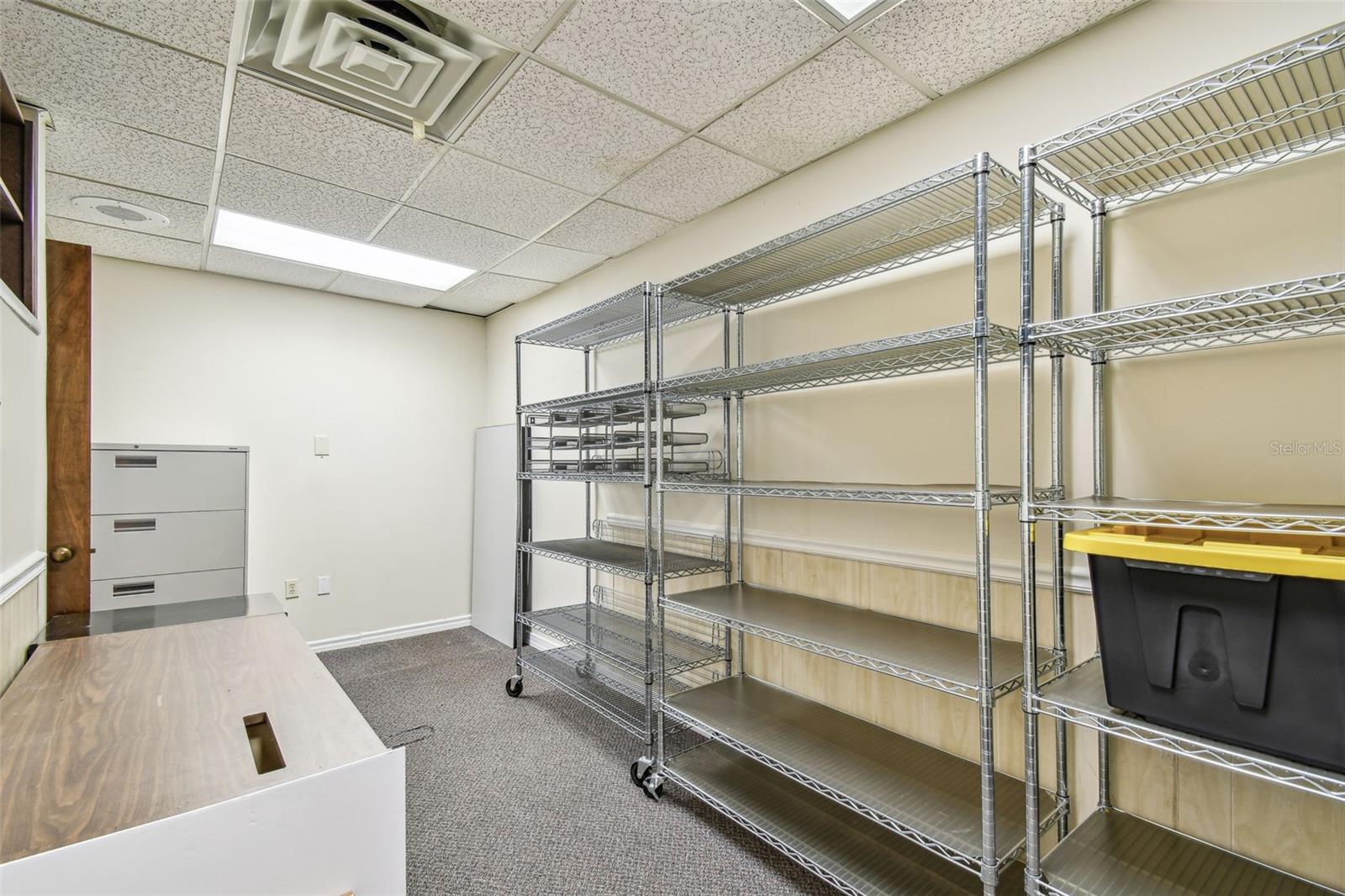 1046 W Busch Blvd #300 Property Photo 30