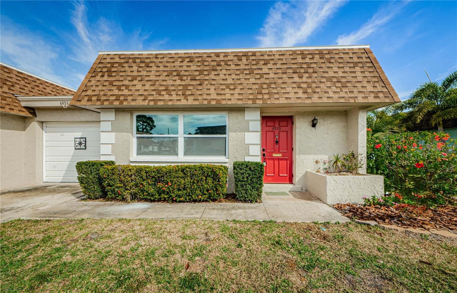 6935 MONTE CARLO N Property Photo 1