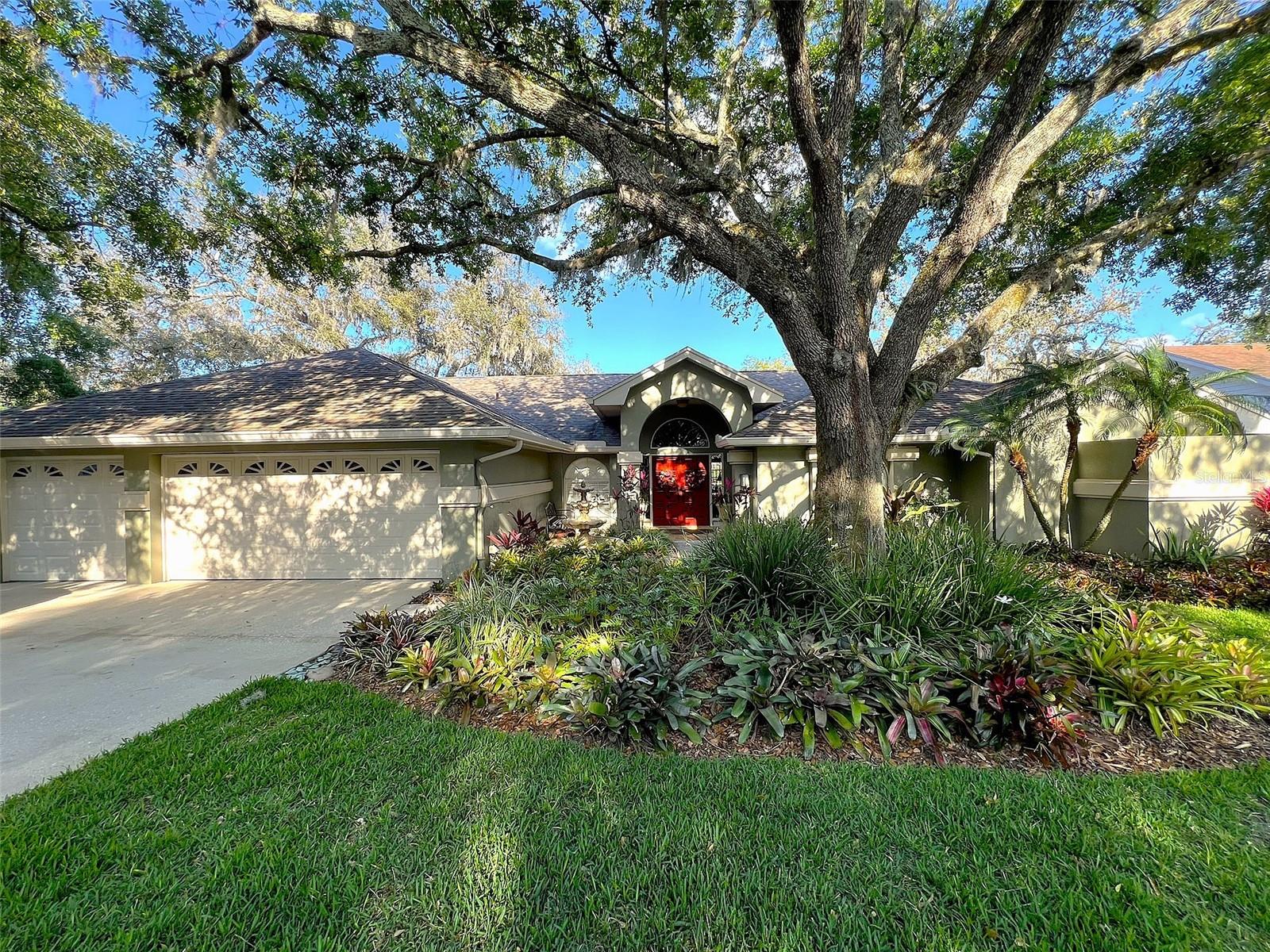 6805 Monet Cir Property Photo