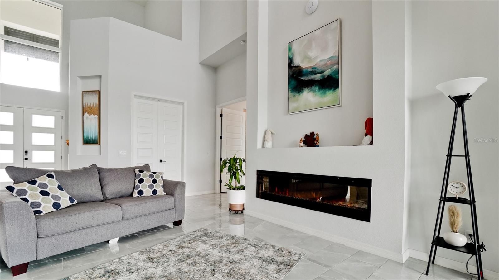 684 Regatta Way Property Photo 14