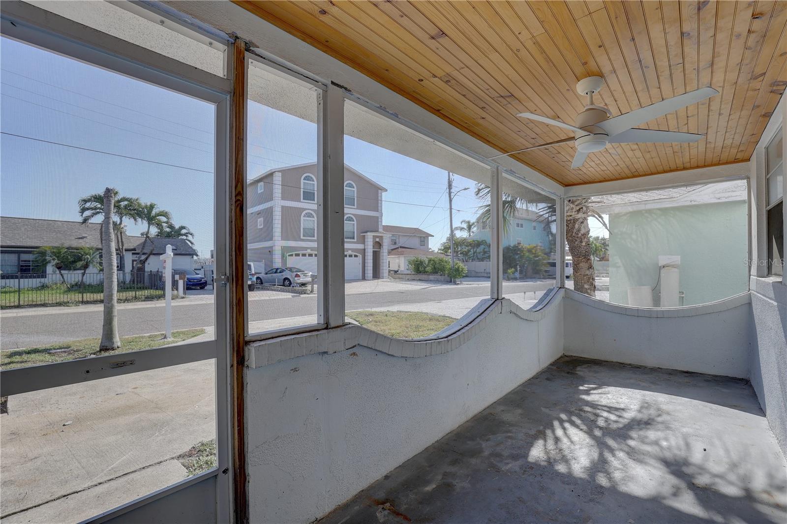 440 S Bayshore Dr Property Photo 5