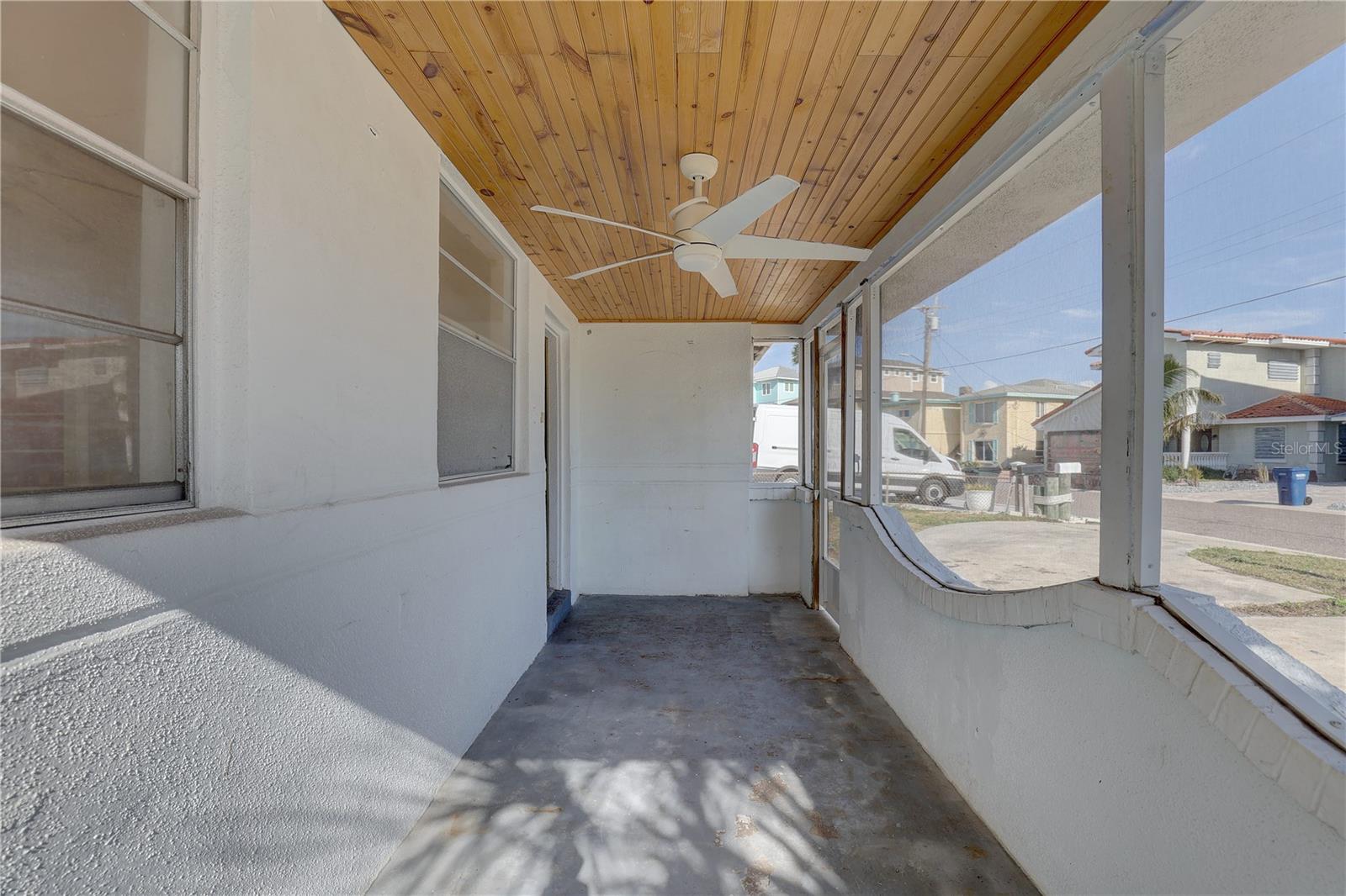 440 S Bayshore Dr Property Photo 6