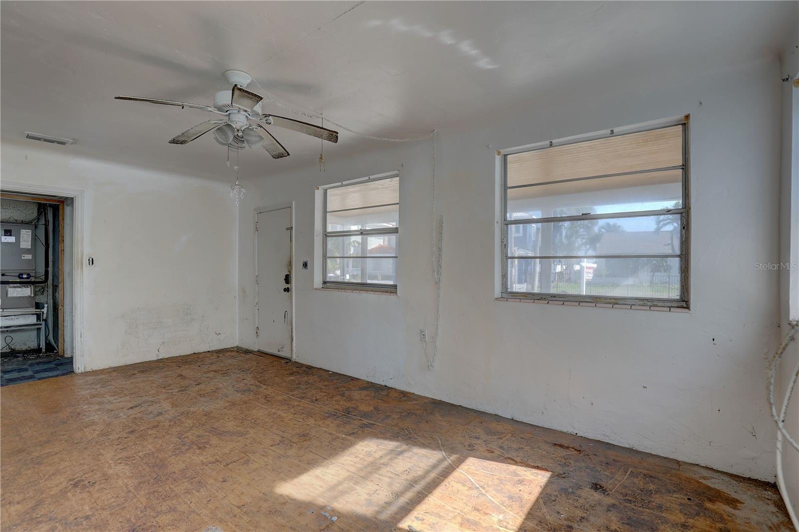 440 S Bayshore Dr Property Photo 9