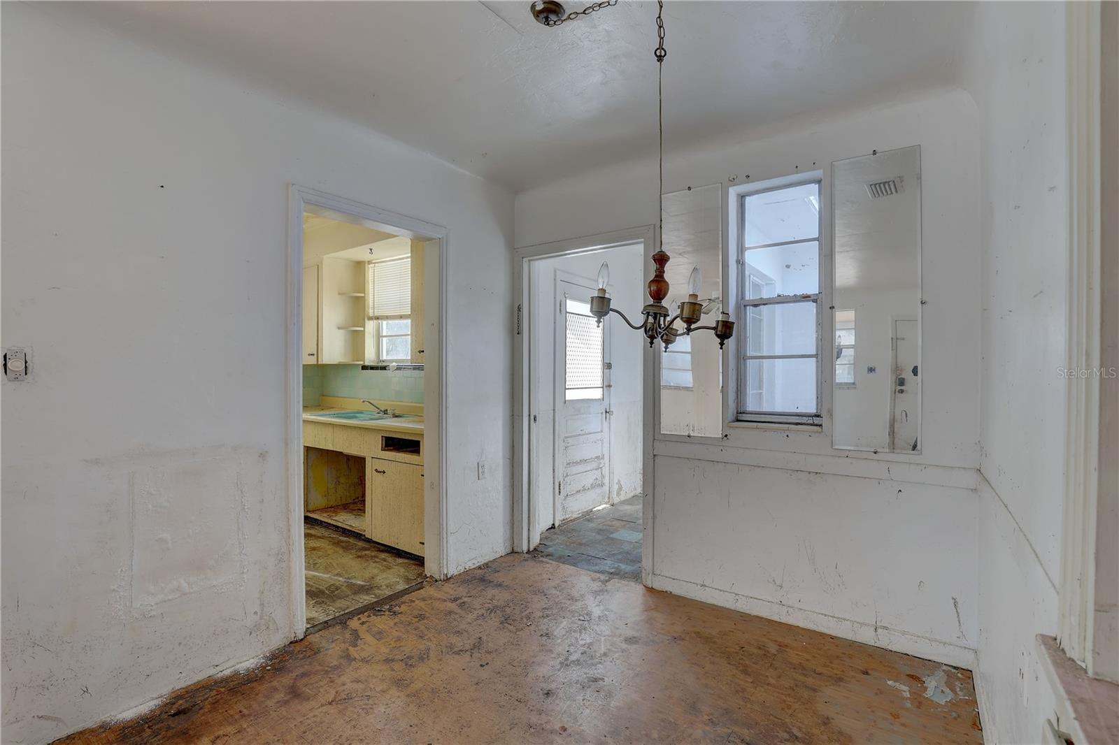 440 S Bayshore Dr Property Photo 11