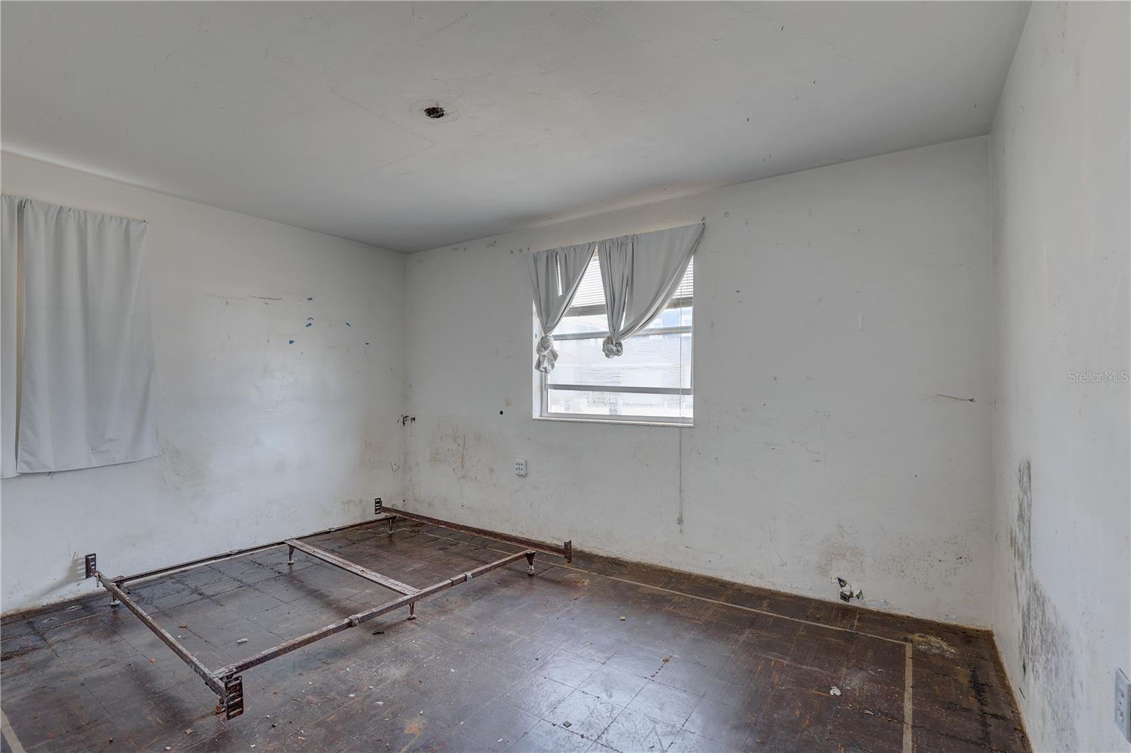 440 S Bayshore Dr Property Photo 15